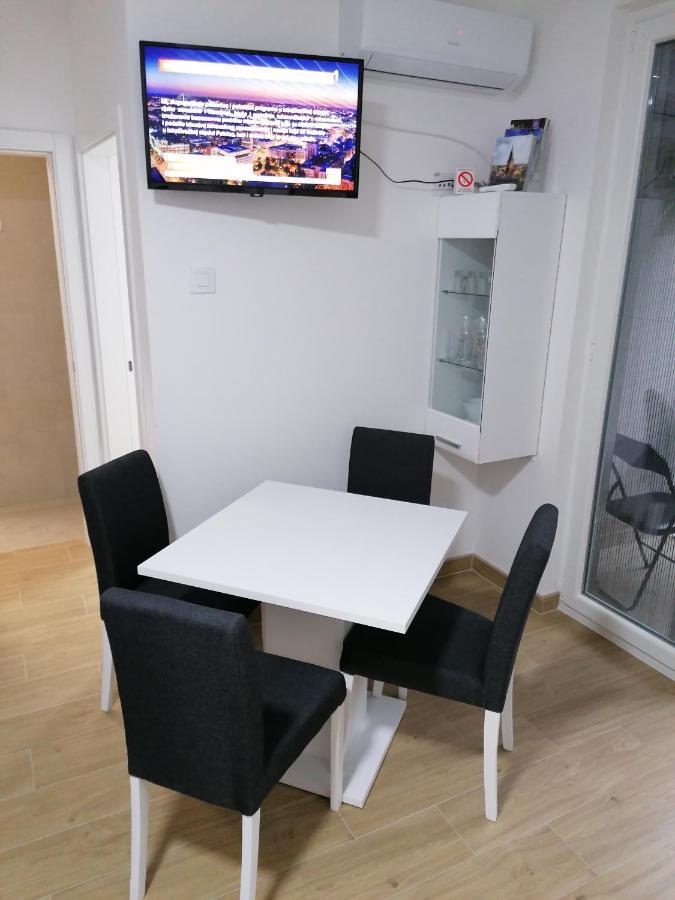 Apartman Ana 3 スボティツァ エクステリア 写真